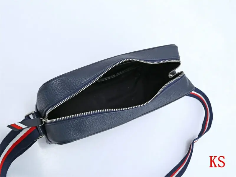 tommy hilfiger mini sac a main pour homme s_11313b43